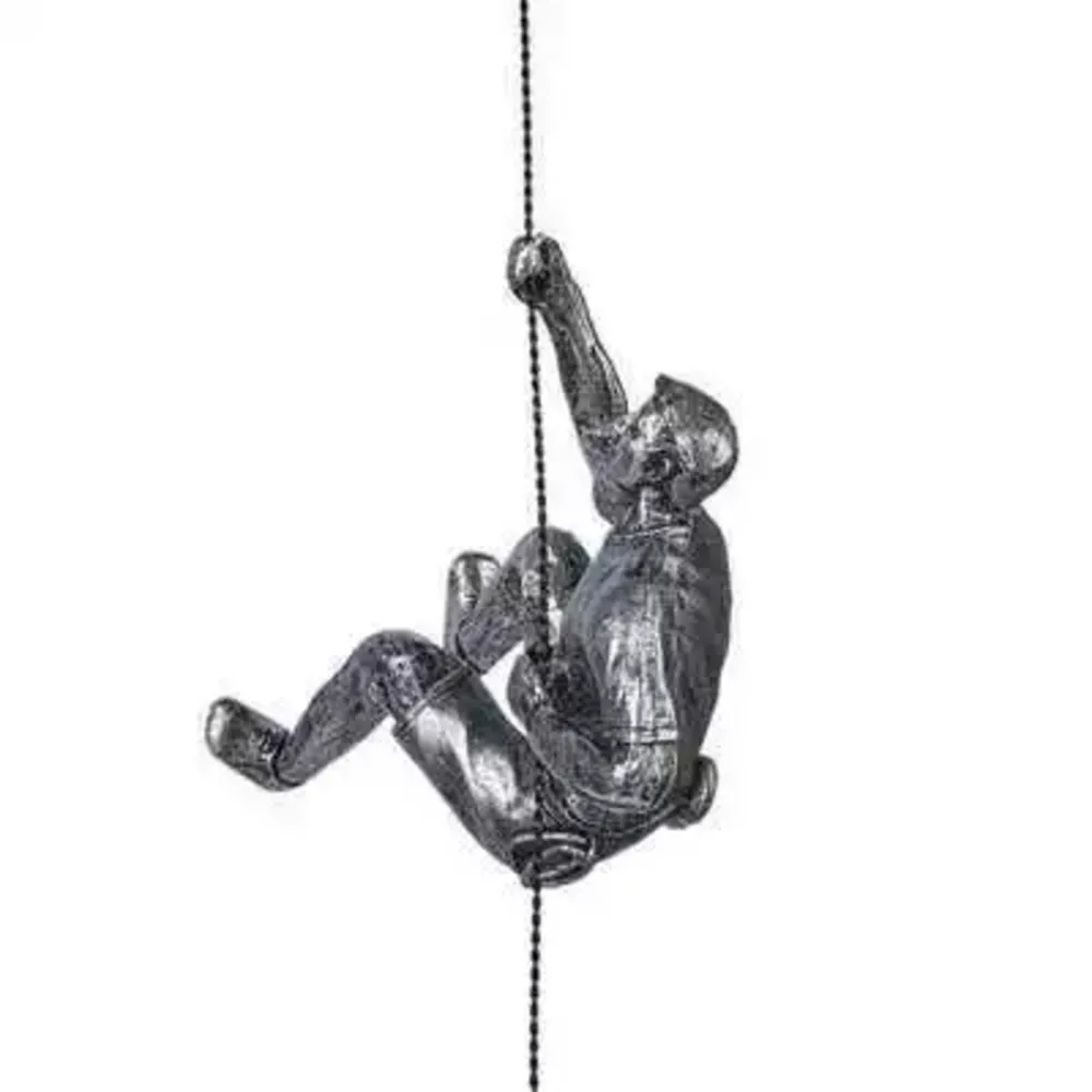 ADORNO ESCALADOR PLATEADO 8*21CM LUXURY LIVING