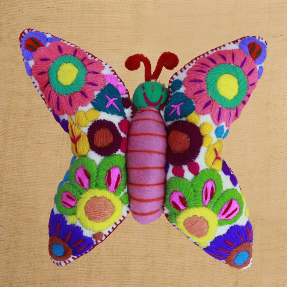 MARIPOSA BORDADA