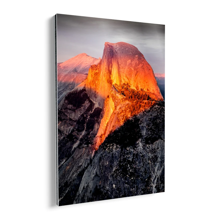 Montañ Naranja Poster