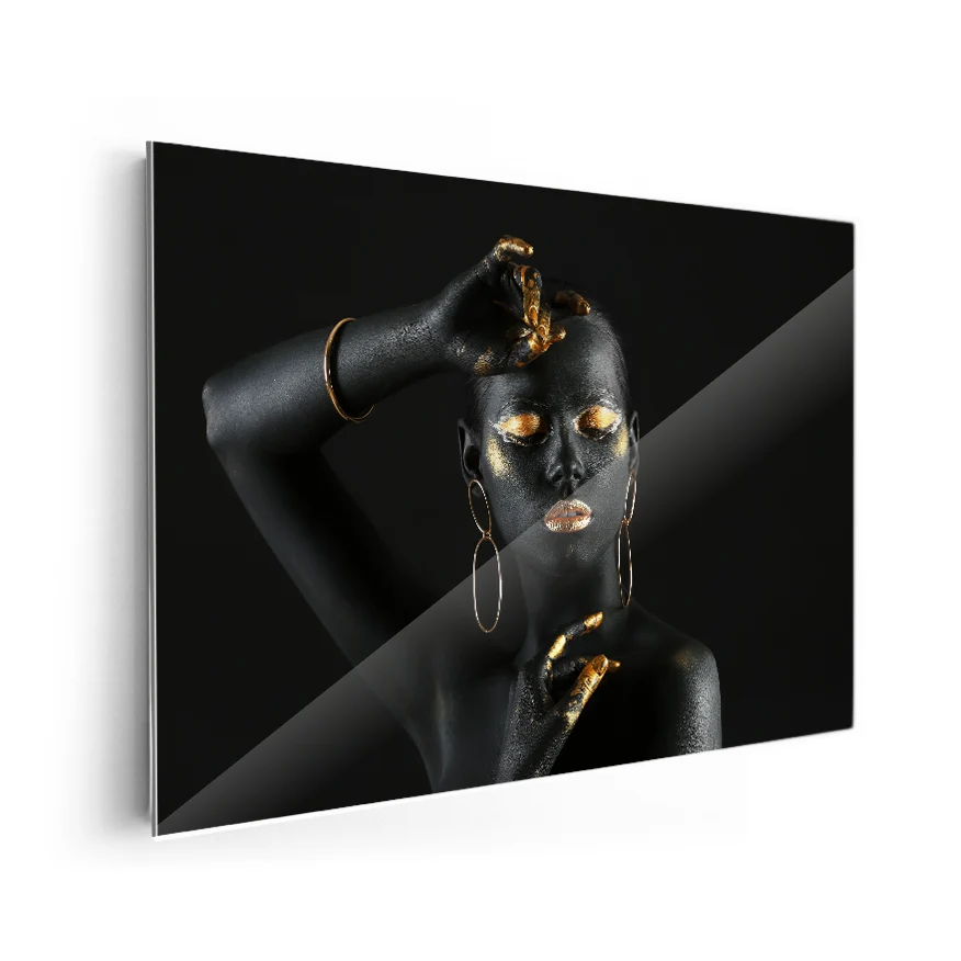 Mujer Maquillaje Dorado Poster
