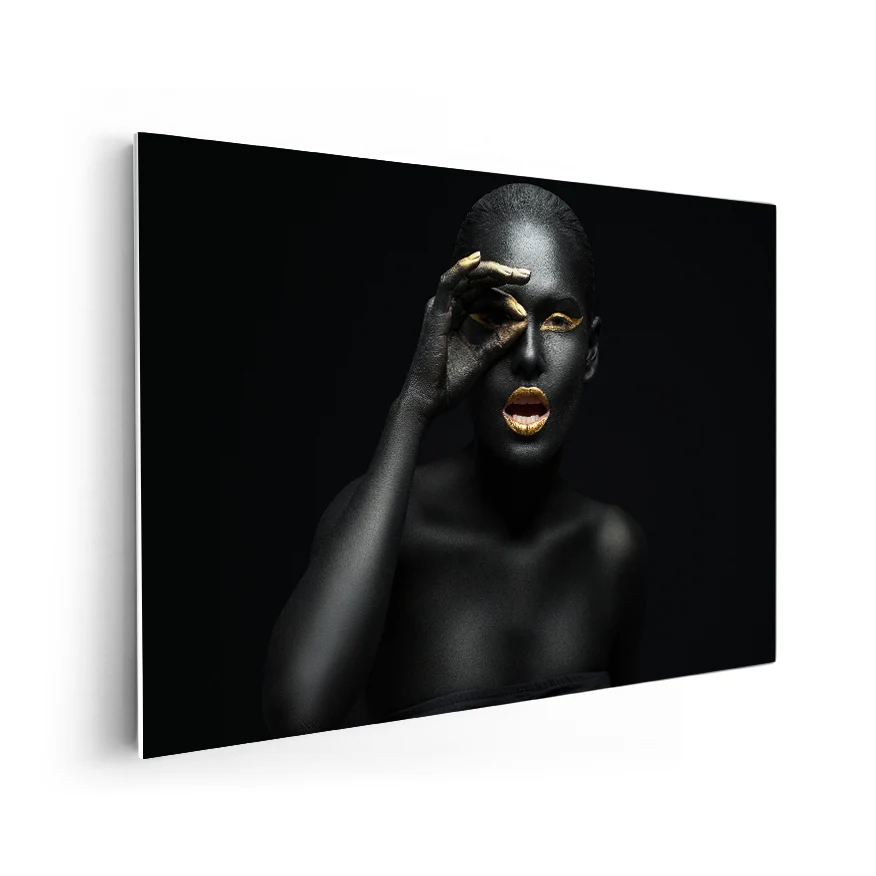 Mujer Maquillaje Dorado Poster