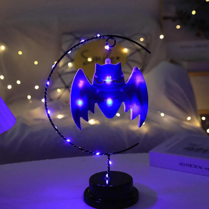 Lámpara Decorativa de Bruja en Hierro Forjado – Luz LED de Halloween A OKKO SHOP