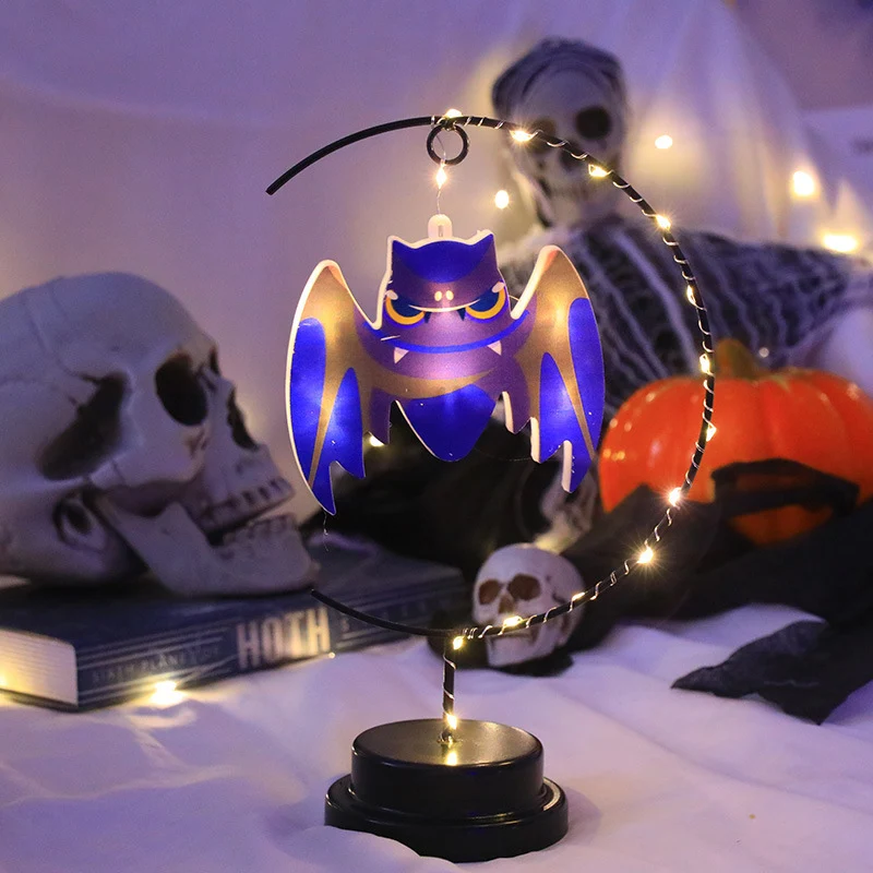 Lámpara Decorativa de Bruja en Hierro Forjado – Luz LED de Halloween A OKKO SHOP