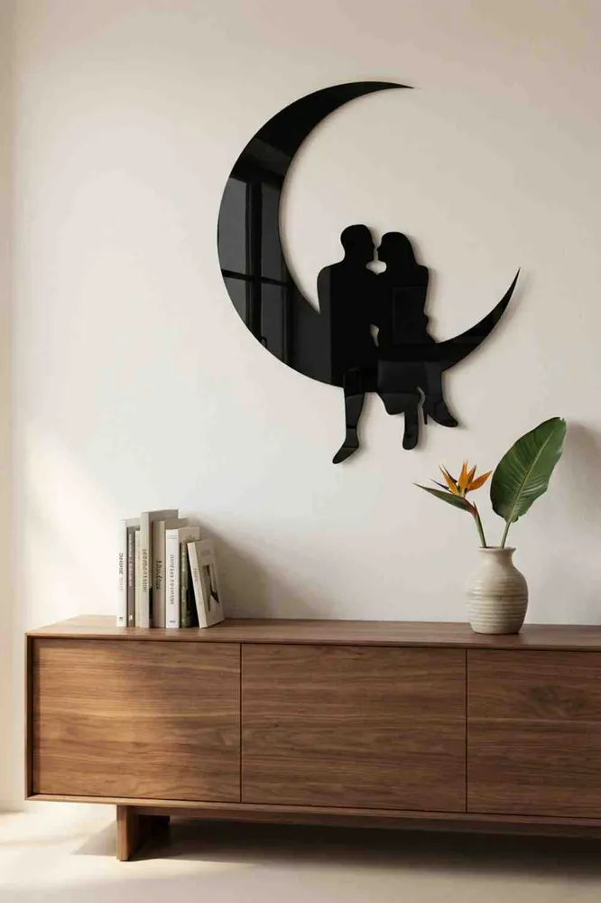 Pareja en la luna