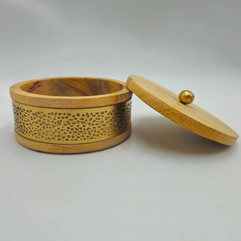 Caja madera redonda metal dorado S 15x8 cm Petra Decora