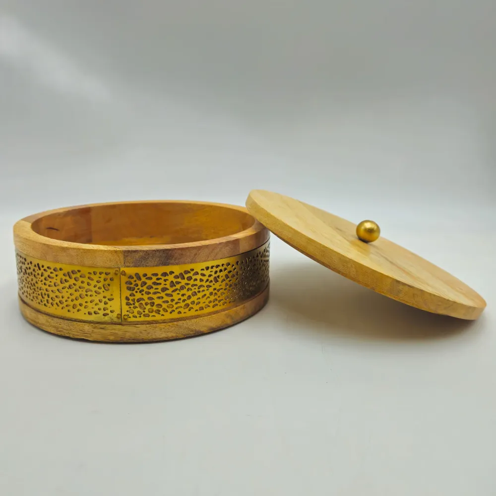 Caja madera redonda metal dorado M 20x8 cm Petra Decora