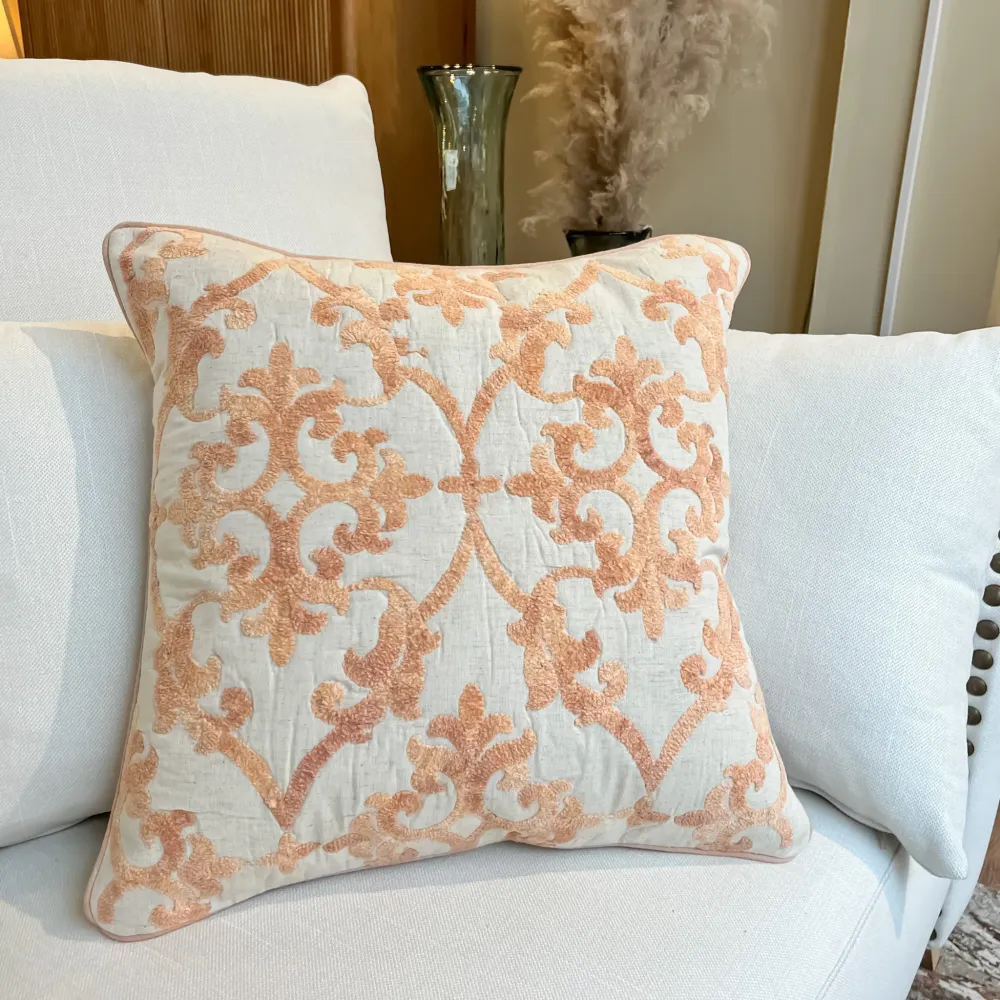 Cojín algodón bordado beige y rosa 50x50 cm Petra Decora