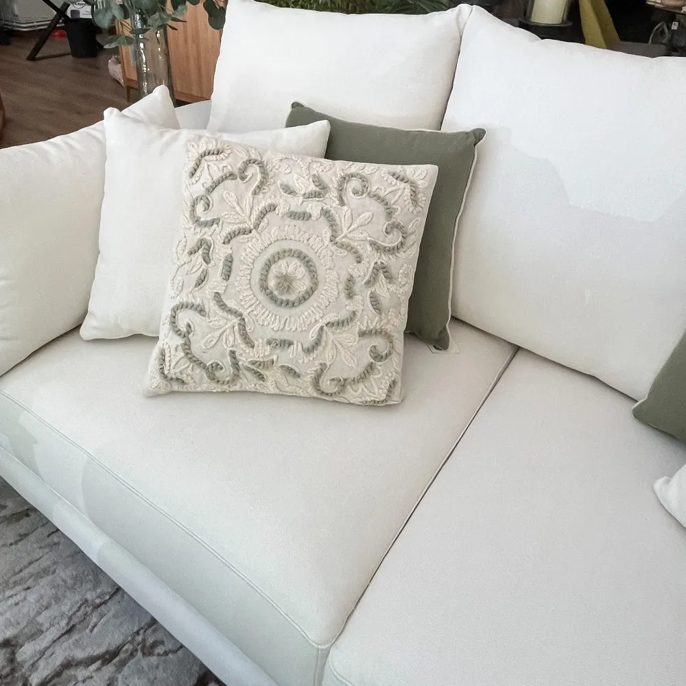 Cojín algodón bordado beige/verde 45 x 45 Petra Decora