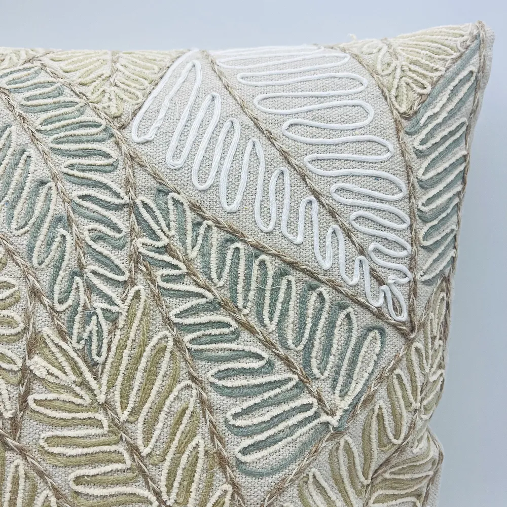 Cojín bordado algodón 45x45 Petra Decora
