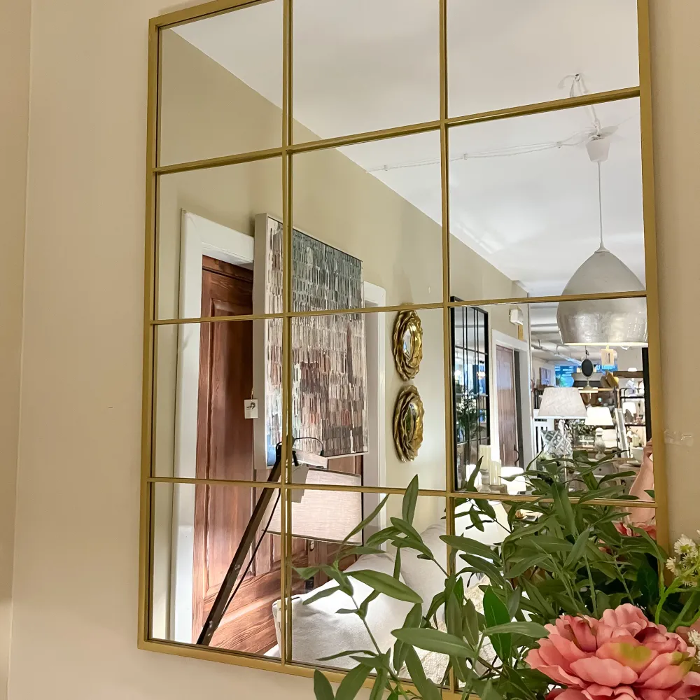 Espejo dorado hierro efecto ventana 90x120 Petra Decora
