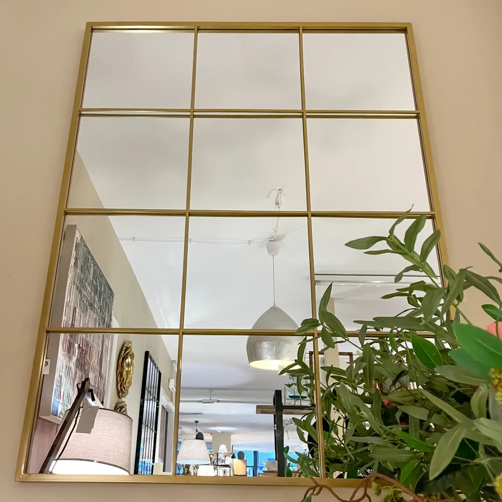Espejo dorado hierro efecto ventana 90x120 Petra Decora