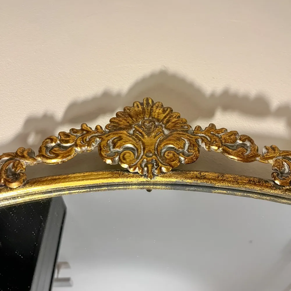 Espejo romántico metal dorado 82 x 89 Petra Decora
