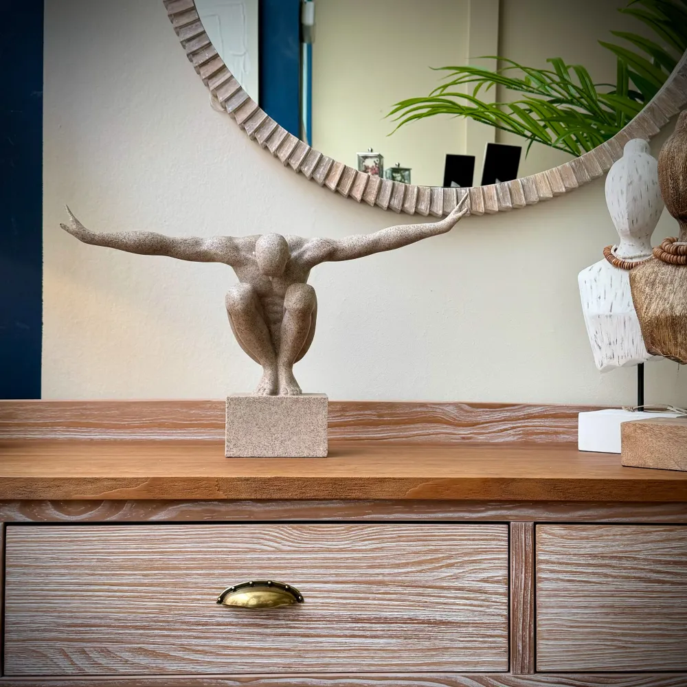 Figura postura efecto arena 50x16x34 Petra Decora