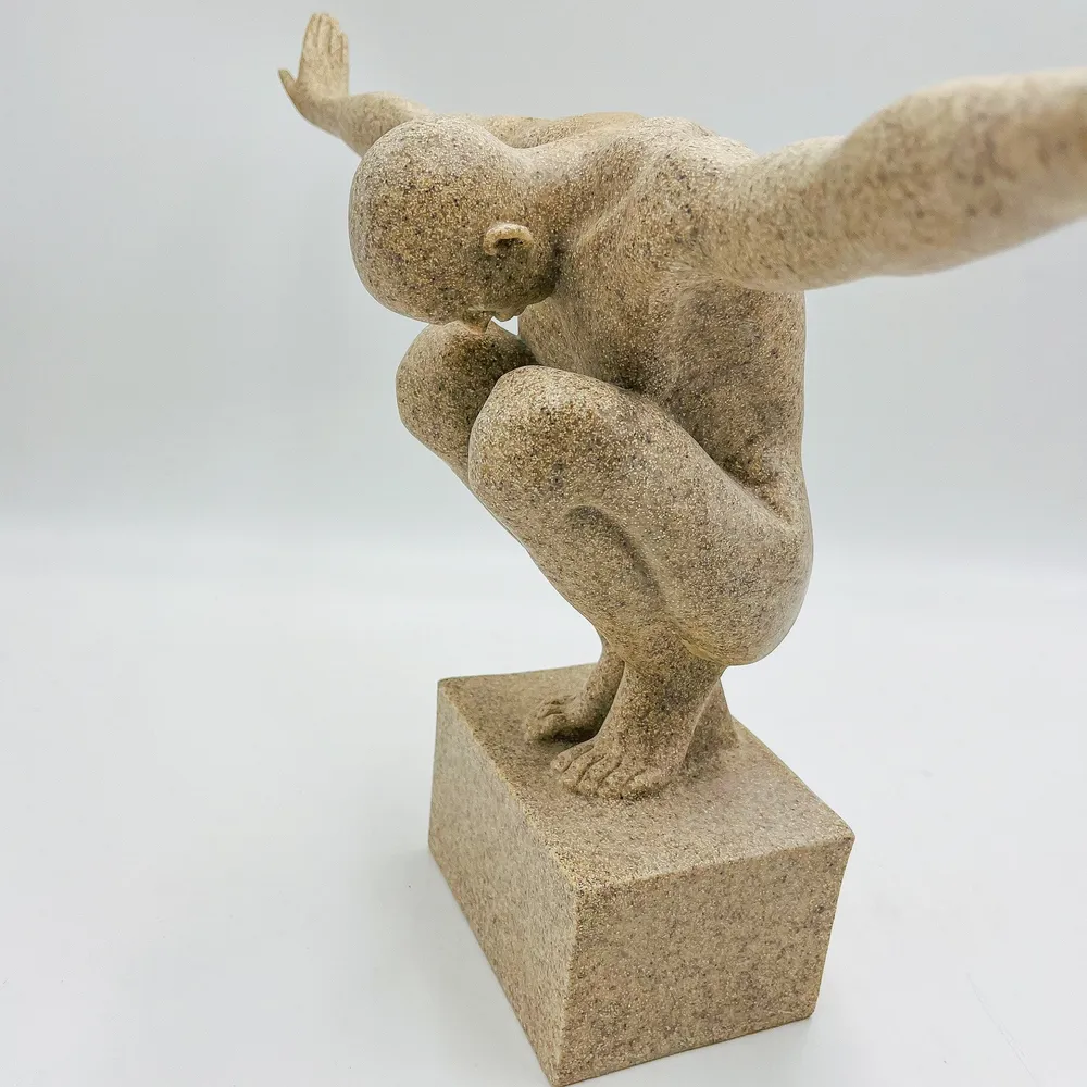 Figura postura efecto arena 50x16x34 Petra Decora