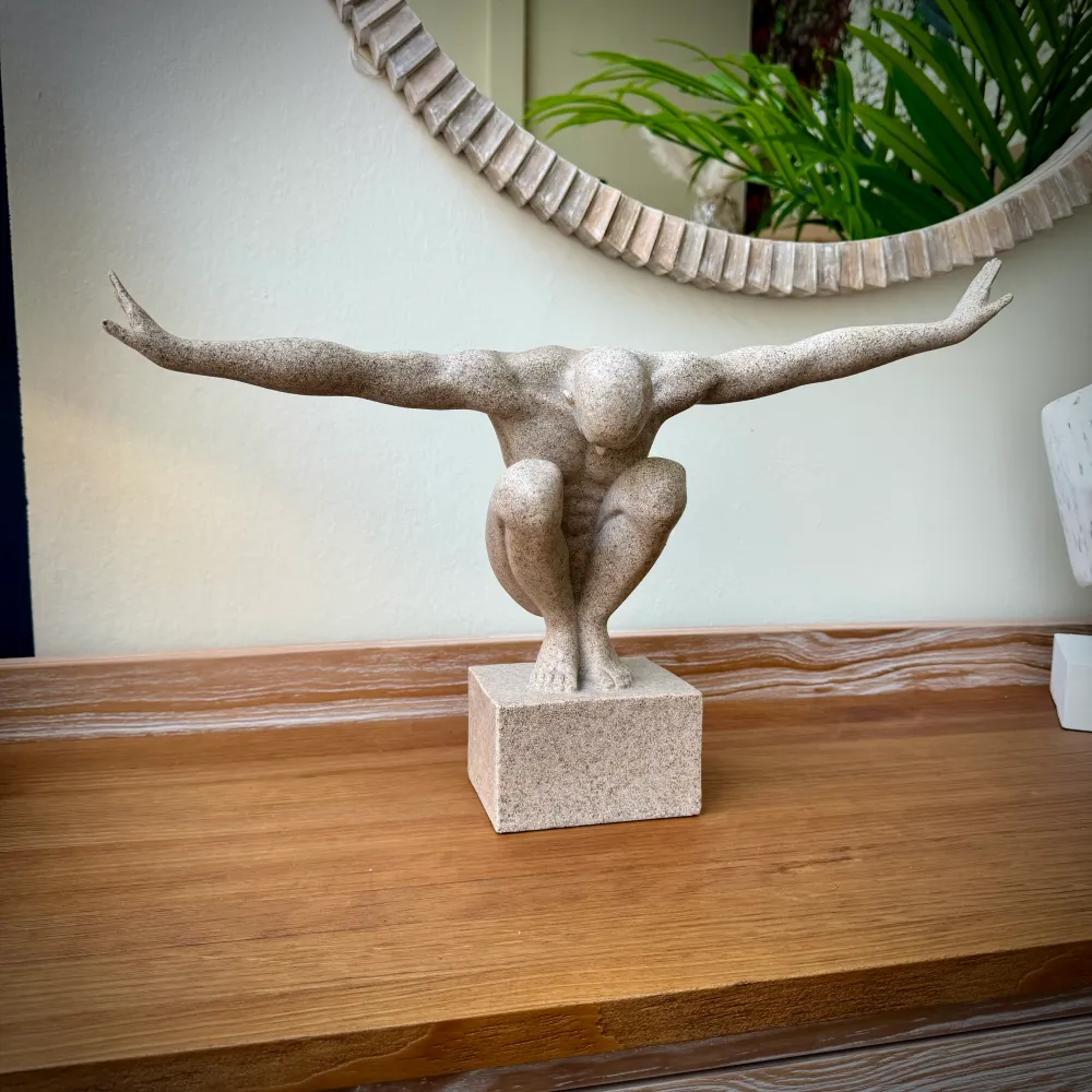 Figura postura efecto arena 50x16x34 Petra Decora