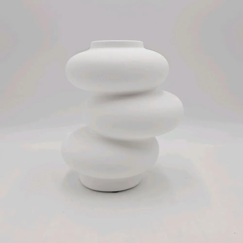 Jarrón Fillip blanco 17x15x21cm Petra Decora