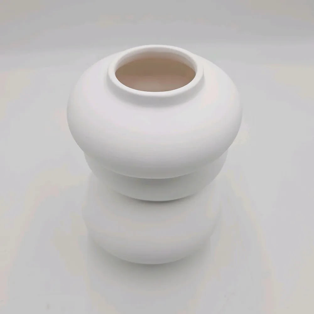 Jarrón Fillip blanco 17x15x21cm Petra Decora