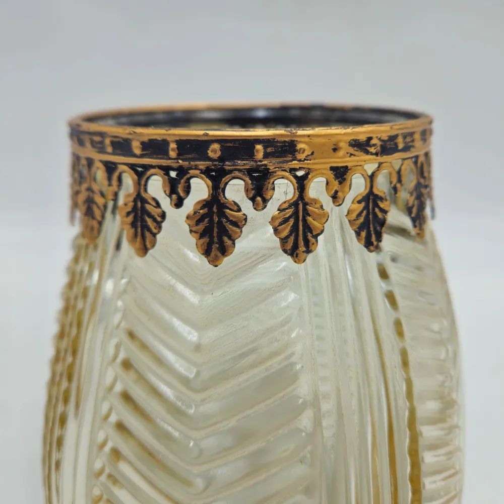 Porta velas grabado transparente y dorado 11x13 cm Petra Decora