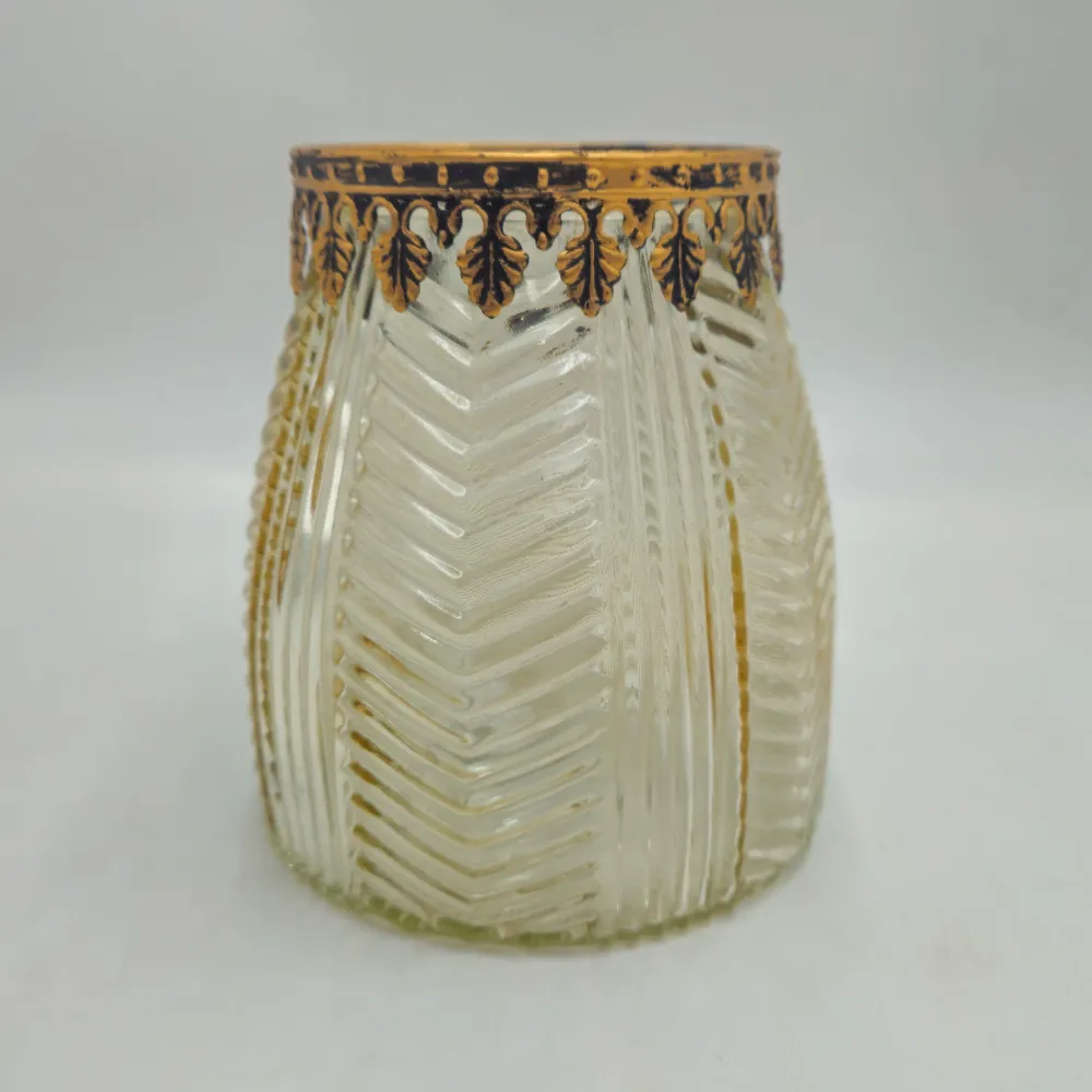 Porta velas grabado transparente y dorado 11x13 cm Petra Decora