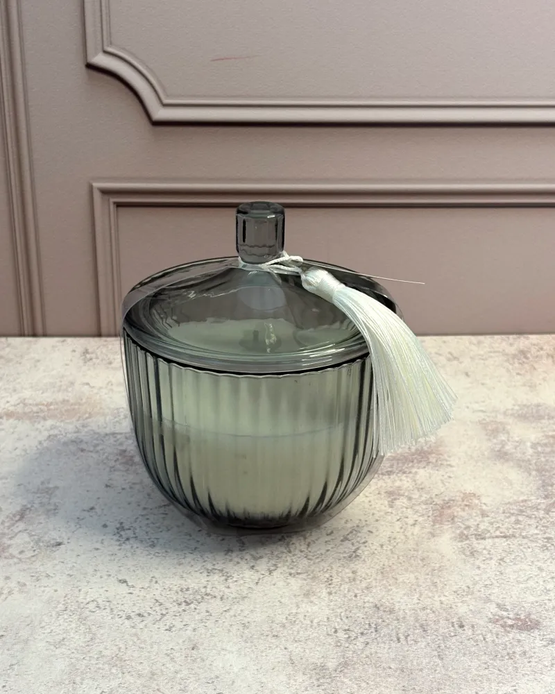 Vela aromática en envase de vidrio aroma cedro Pot & Decor