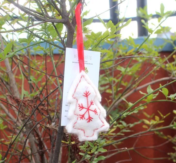 Adorno de árbol de comercio justo Prajwol /NepaCrafts