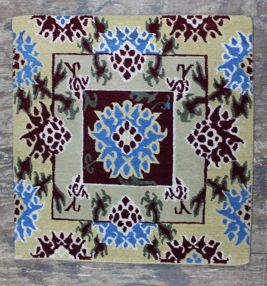 Alfombra de meditación tibetana con mandala de flores tradicional Prajwol /NepaCrafts