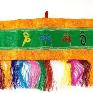 Banner horizontal colgado de Om Mani Padme Prajwol /NepaCrafts