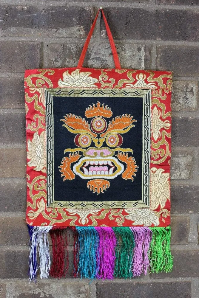 Brocado Mahakala colgante de pared Prajwol /NepaCrafts