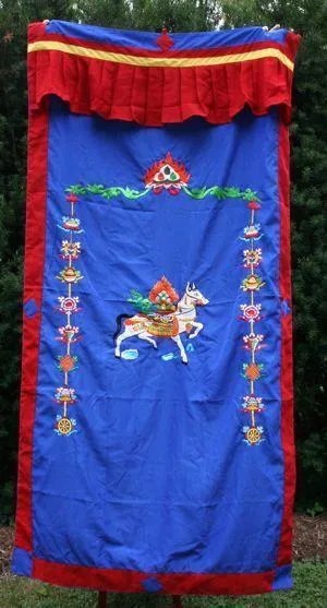 Cortina de puerta bordada con caballo de viento Prajwol /NepaCrafts