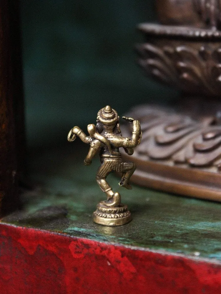 Mini estatua de Ganesh bailando Prajwol /NepaCrafts