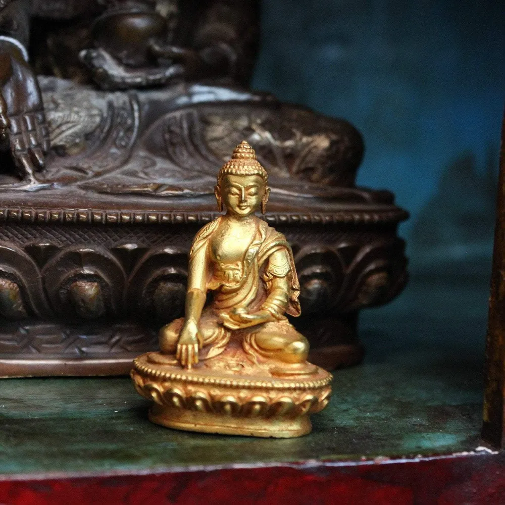 Pequeñ estatua dorada del Buda Shakyamuni Prajwol /NepaCrafts