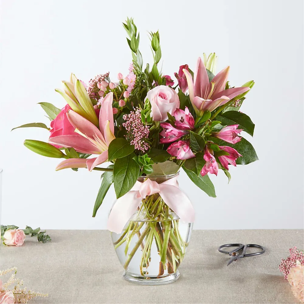 Lazo rosa: un original de floristerí Salon Diane Aubin Fleuriste Inc