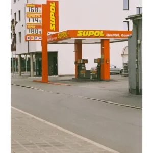 GAS STATION studiomalek
