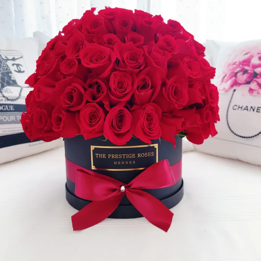 Caja Grande de Rosas Frescas en Estilo Luxury Dome - Prestige Roses The Prestige Roses Madrid