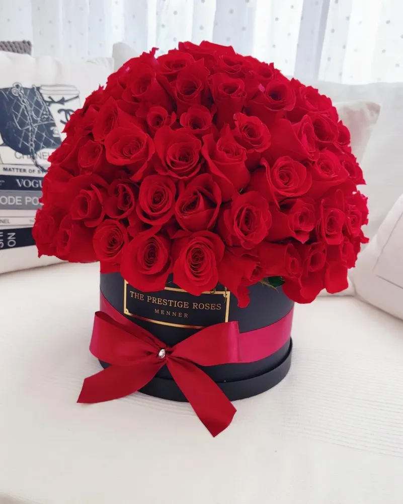 Caja Grande de Rosas Frescas en Estilo Luxury Dome - Prestige Roses The Prestige Roses Madrid