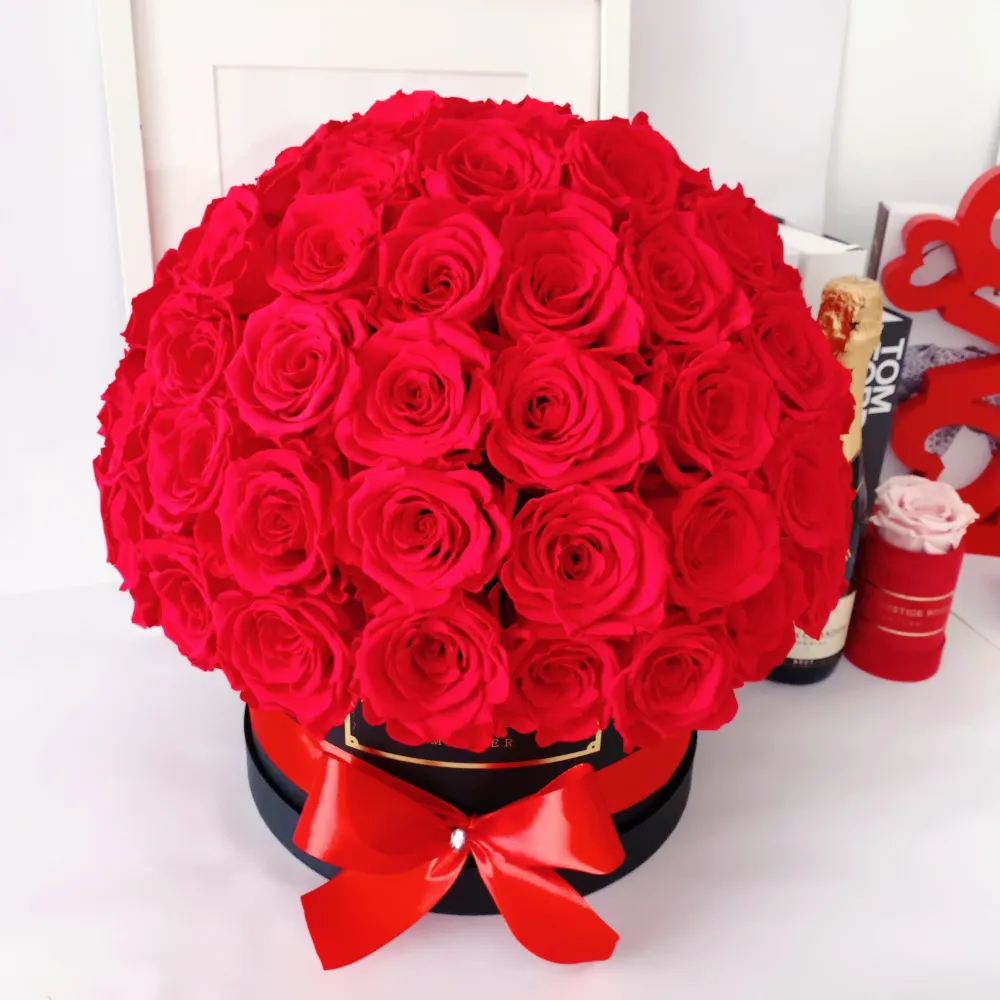 Caja Grande de Rosas Frescas en Estilo Luxury Dome - Prestige Roses The Prestige Roses Madrid