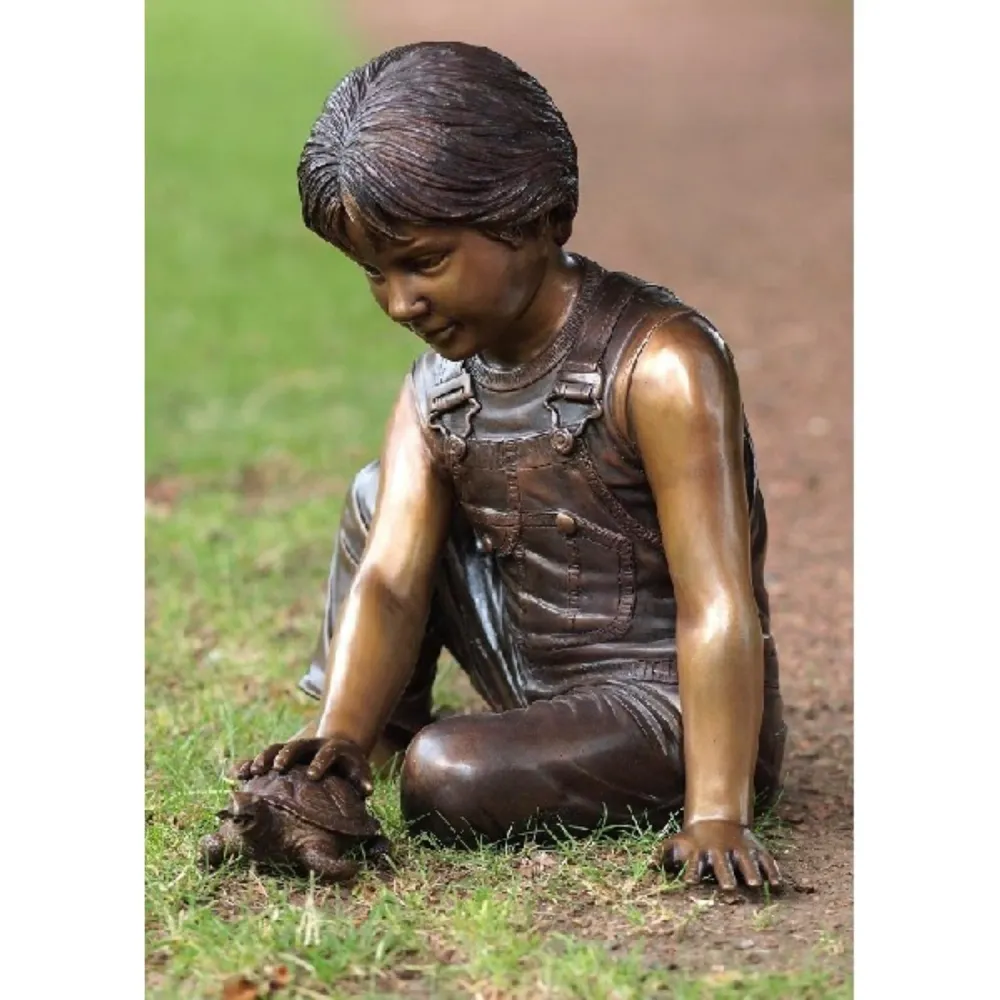 Estatua de bronce de un niño con una tortuga (48 x 42 x 43 cm) Thermobrass