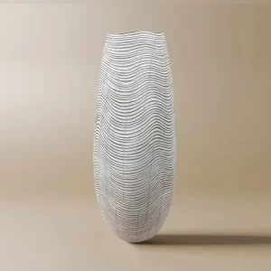 Jarrón de diseño Wave de resina blanca, 51 cm de alto ZS