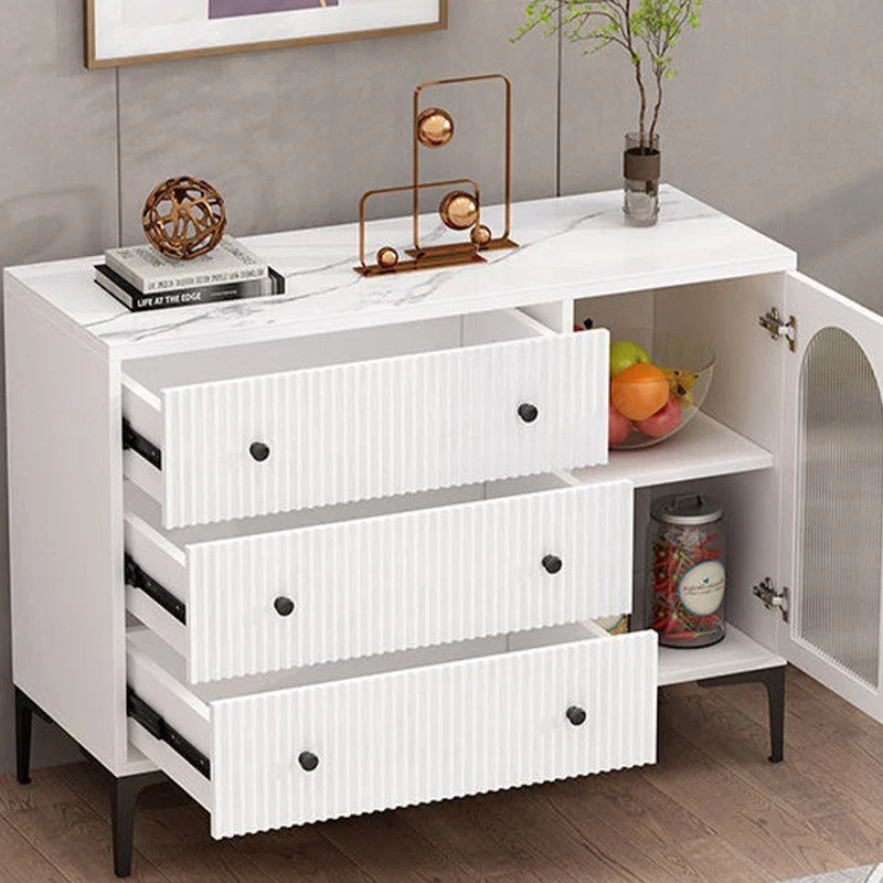 Aparador con puerta de vidrio Glam, tablero lateral de madera de ingenierí blanca para uso en cocina Negro Clearhalo