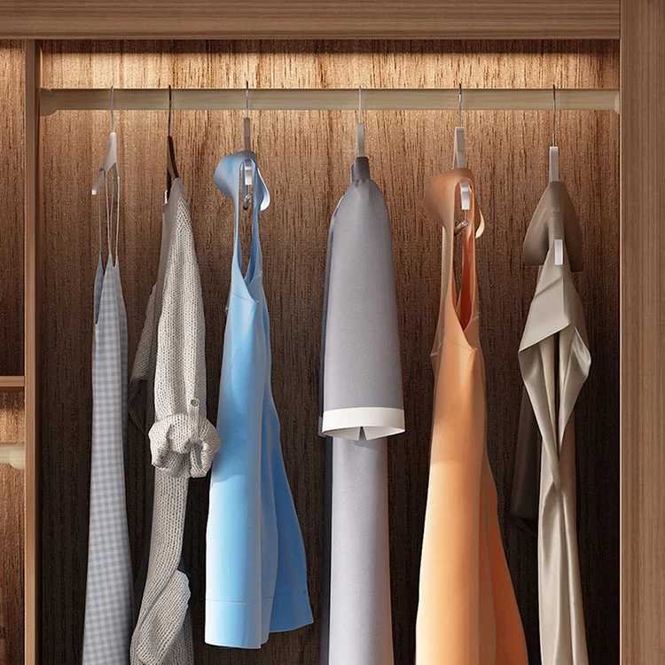 Armario con puertas corredizas para dormitorio, moderno armario marrón con puertas de cristal Clearhalo