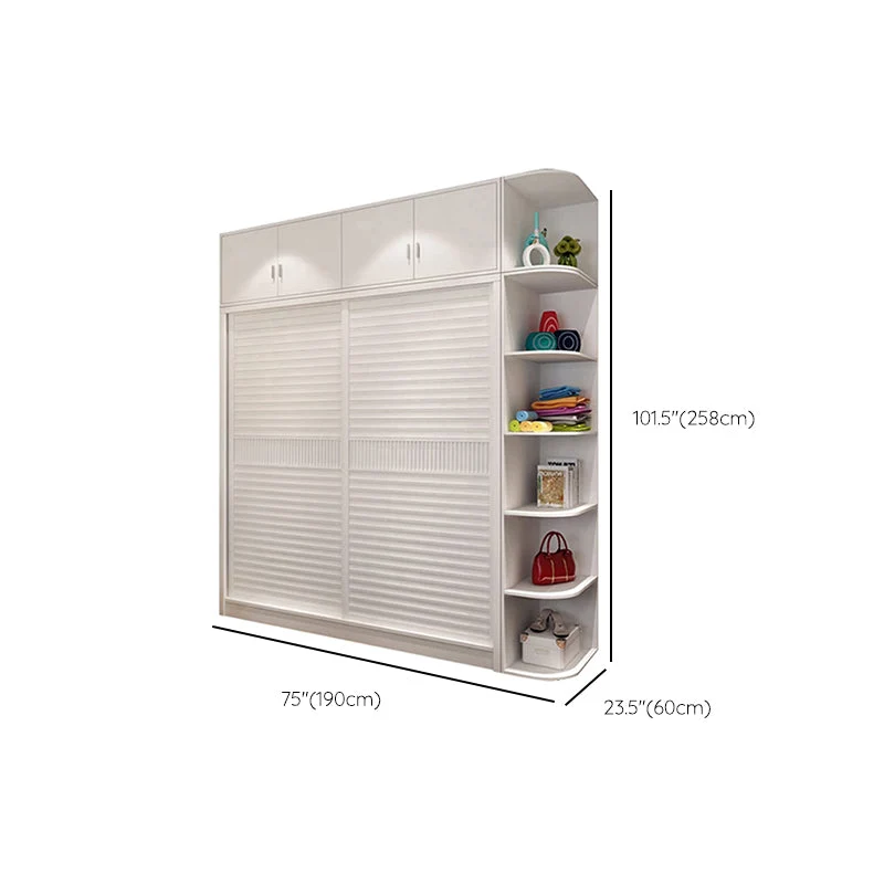 Armario independiente de madera blanco contemporáneo con puertas cerradas Clearhalo