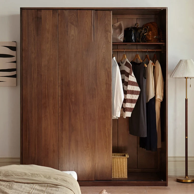 Armario independiente de madera maciza de nogal con puertas correderas Clearhalo