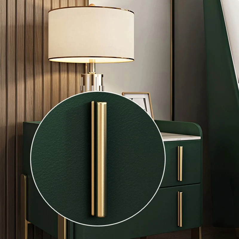 Cajones de pino Glam incluidos Mesa decorativa Mesita de noche de 20" de alto con patas Verde Clearhalo