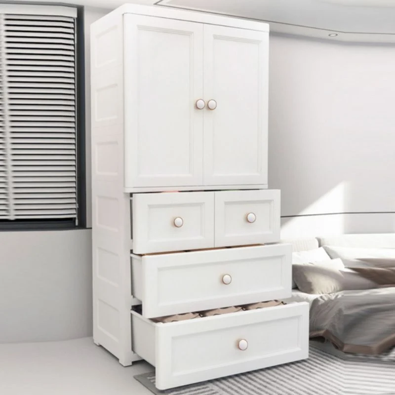 Gabinete de almacenamiento de plástico con acabado mate Gabinete moderno con puerta con bisagras Gris Clearhalo