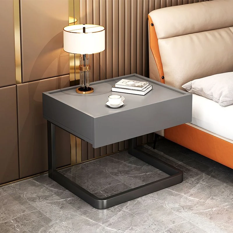 Glam - Mesita de noche con 1 cajón, cajón de almacenamiento, mesa decorativa, patas incluidas Negro Clearhalo