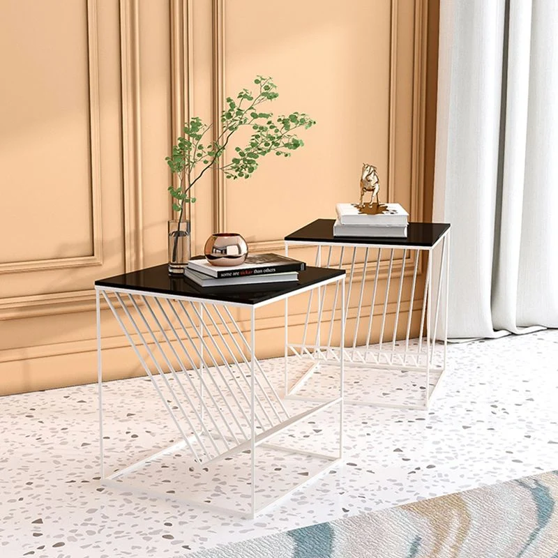 Mesa decorativa moderna Mesita de noche de cristal con estantes, 19,7 pulgadas de alto Negro Clearhalo