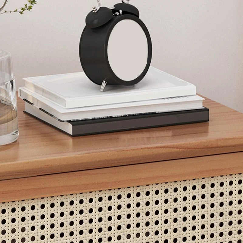 Mesita de noche contemporánea con acabado antiguo y puertas Blanco Clearhalo