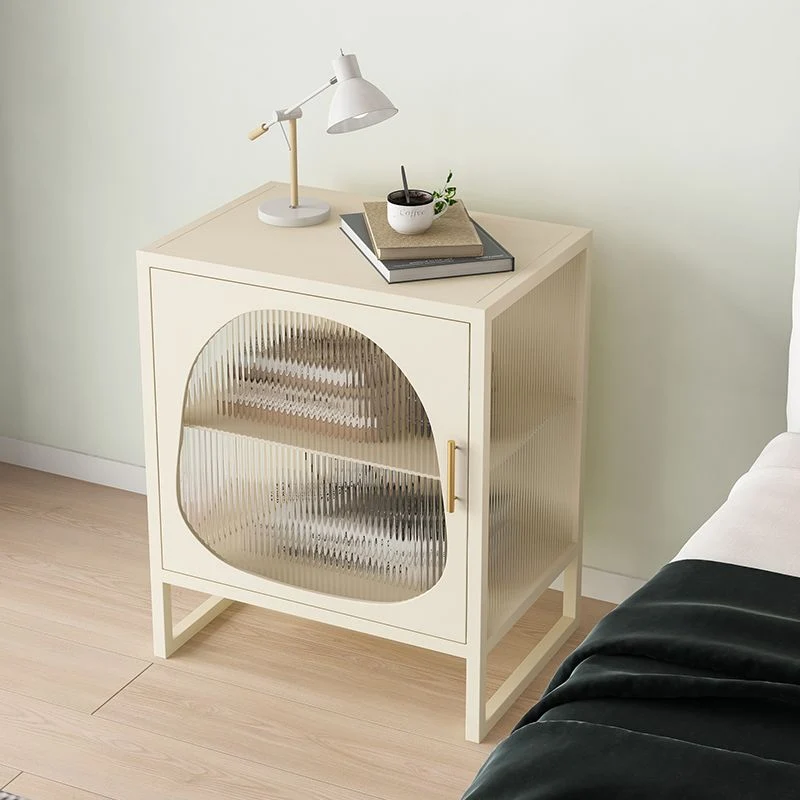 Mesita de noche contemporánea, mesa decorativa de metal, mesita de noche con puerta para dormitorio Negro Clearhalo