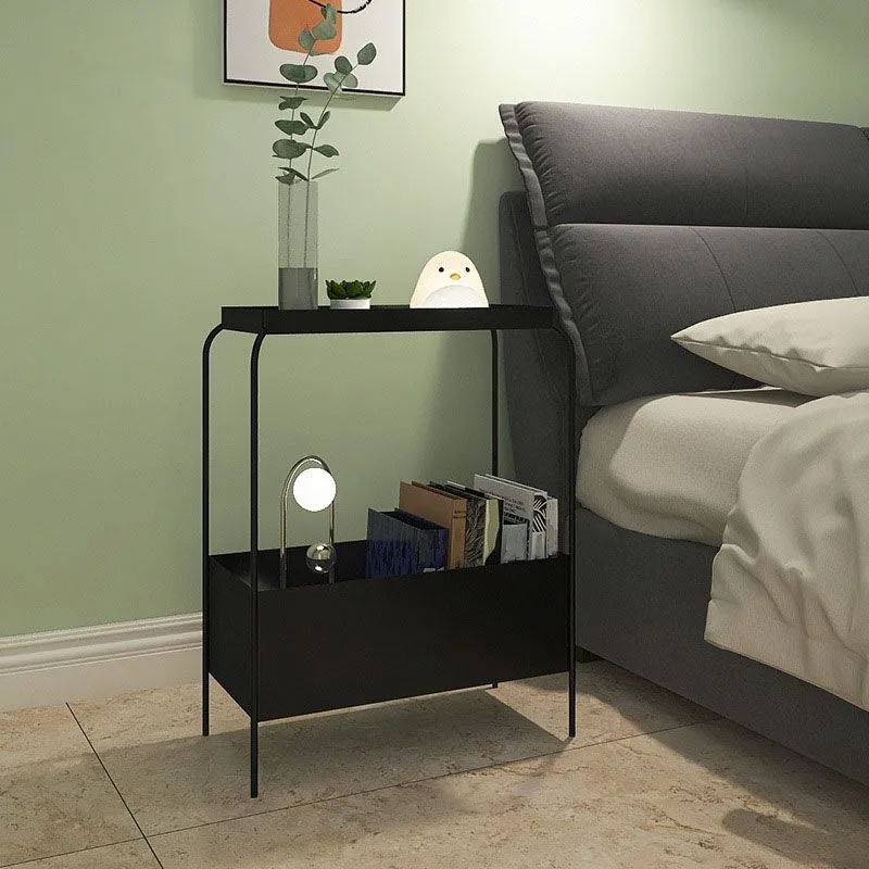 Mesita de noche contemporánea de metal con mesa decorativa de 25,59 pulgadas de alto con 2 estantes Verde Clearhalo