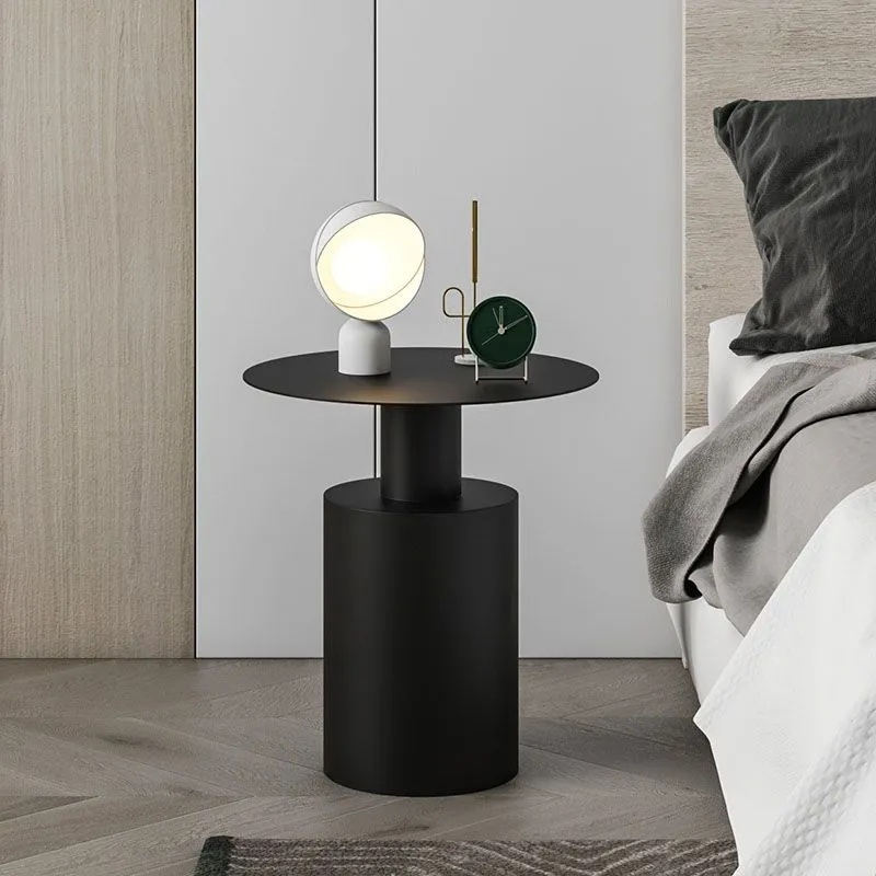 Mesita de noche de metal, mesa de noche contemporánea con estante inferior, mesa decorativa de 19,7 pulgadas de alto Albar...